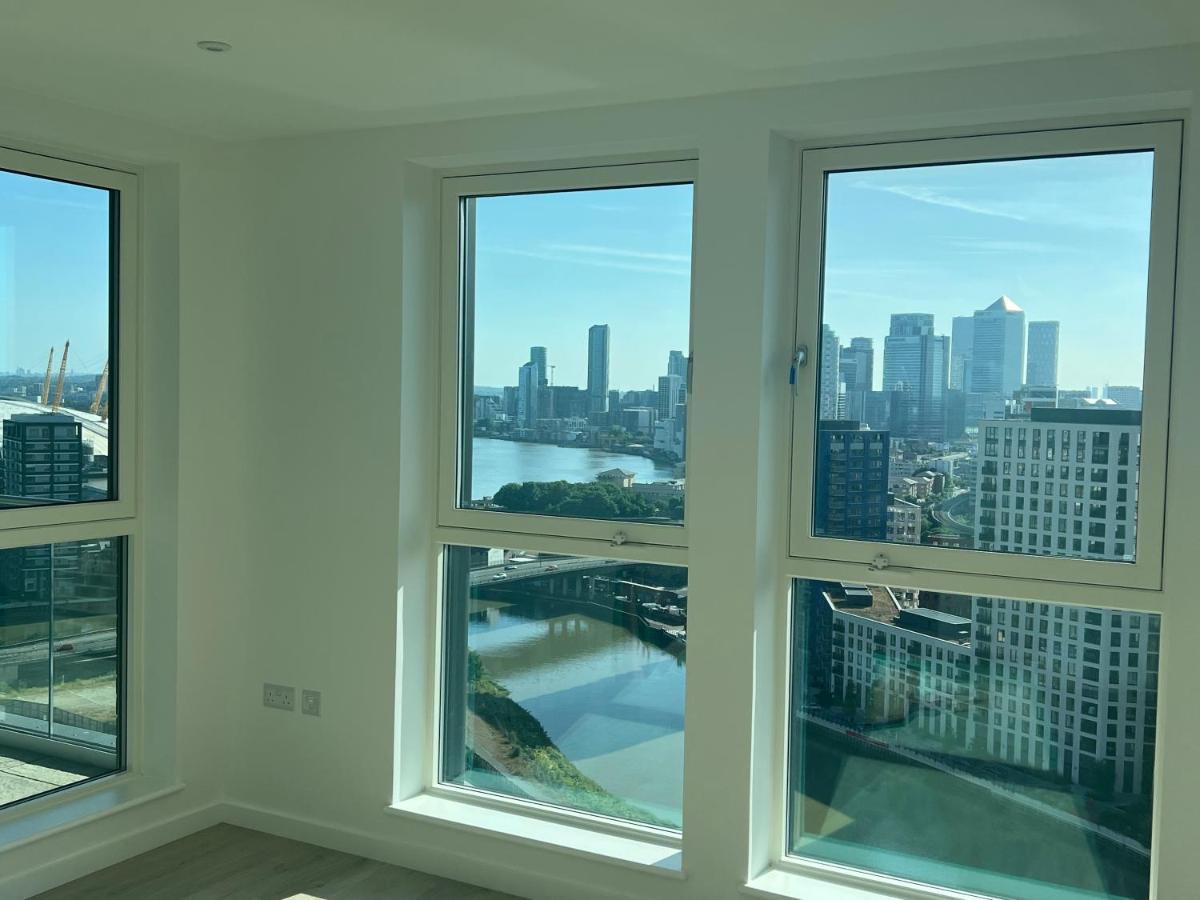 ロンドンAc Luxe Penthouse With Free Parkingアパートメント エクステリア 写真