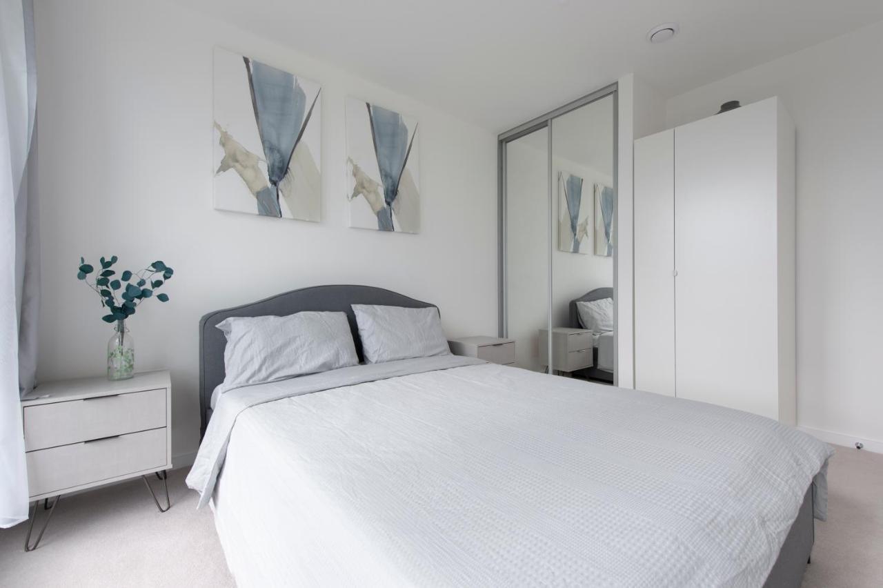 ロンドンAc Luxe Penthouse With Free Parkingアパートメント エクステリア 写真