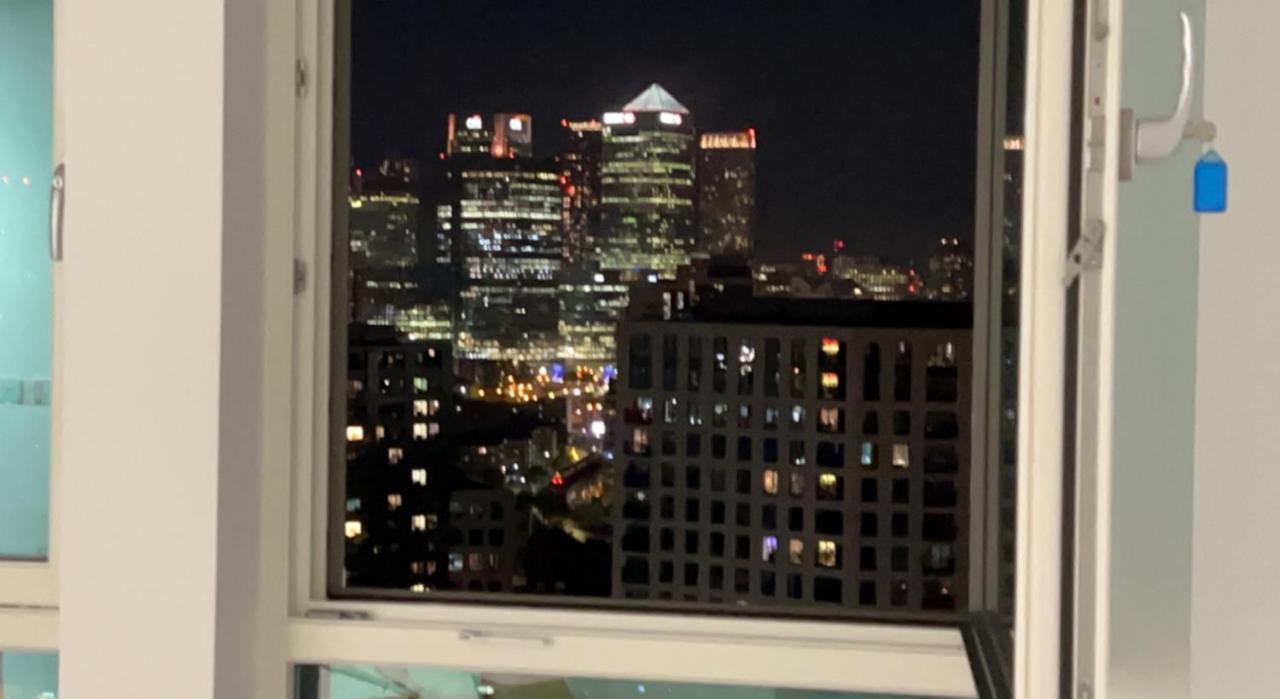 ロンドンAc Luxe Penthouse With Free Parkingアパートメント エクステリア 写真